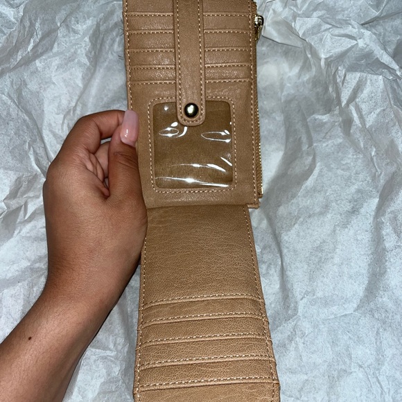 Women’s Tan Cardholder - Picture 2 of 3
